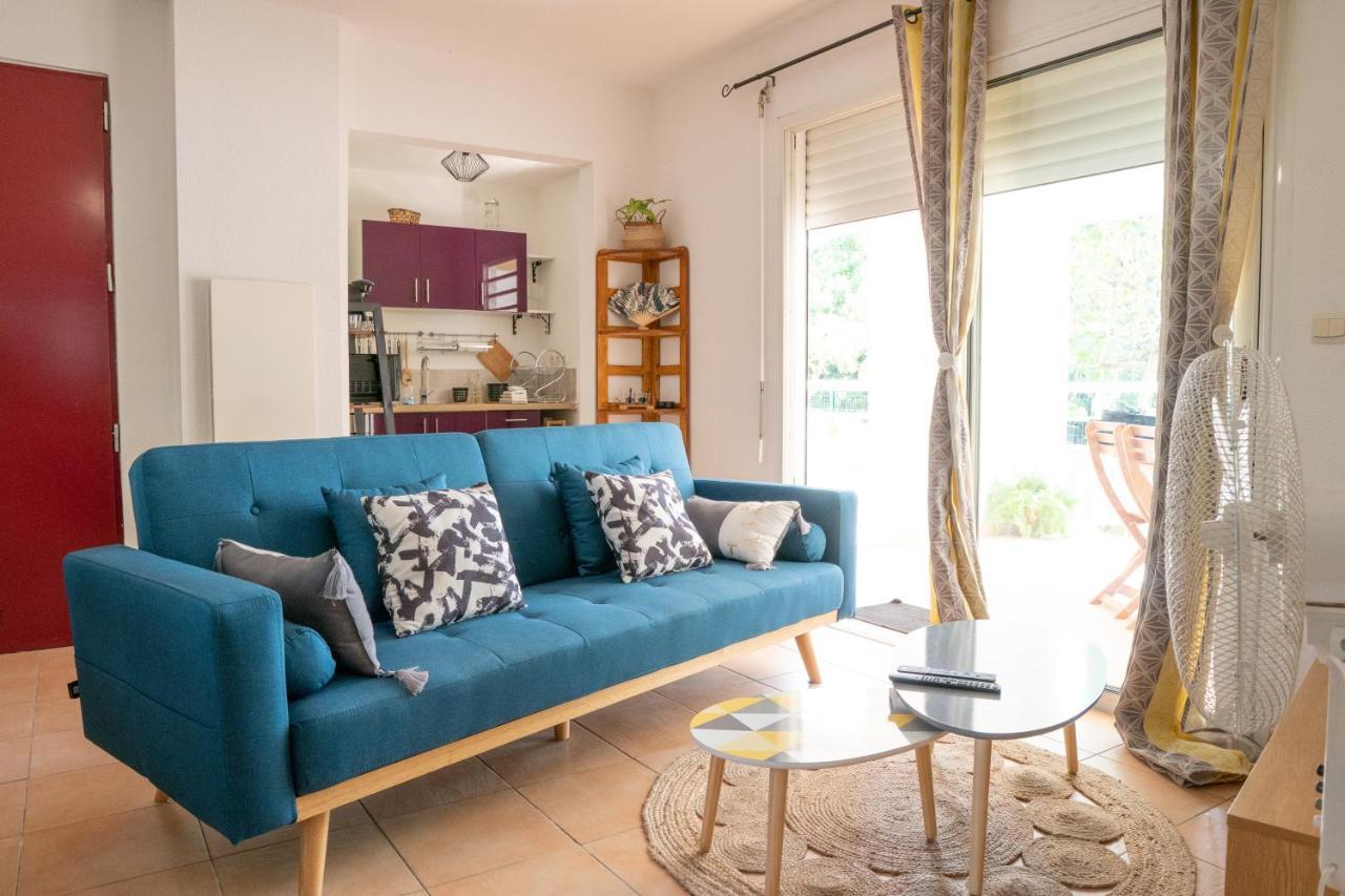 L'Ile Au Paon - Appartement T2 Avec Piscine Et Parking Les Abymes Buitenkant foto